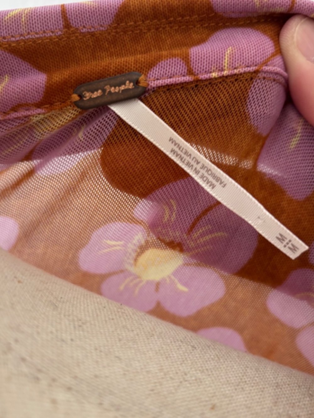 Free‎ People Lucky Shirtee brown and pink poppy floral print size Medium - Picture 7 of 7